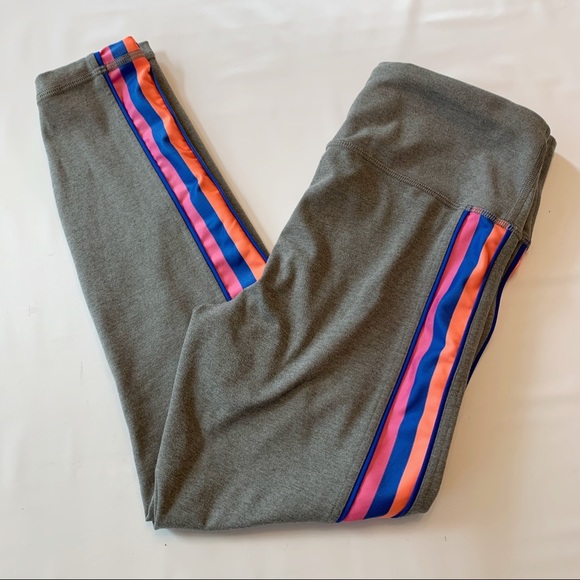 GapFit High Rise Blackout Side-Stripe 7/8 Leggings - Picture 2 of 6